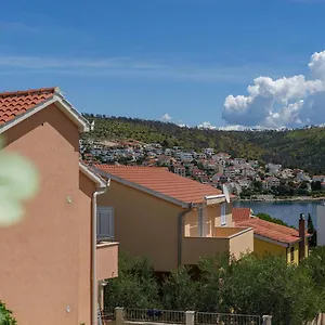  Apartament Cesarica